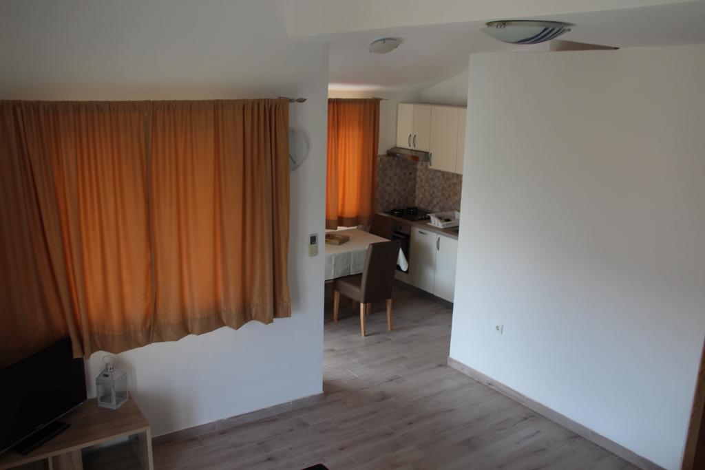 Markovic Apartment *